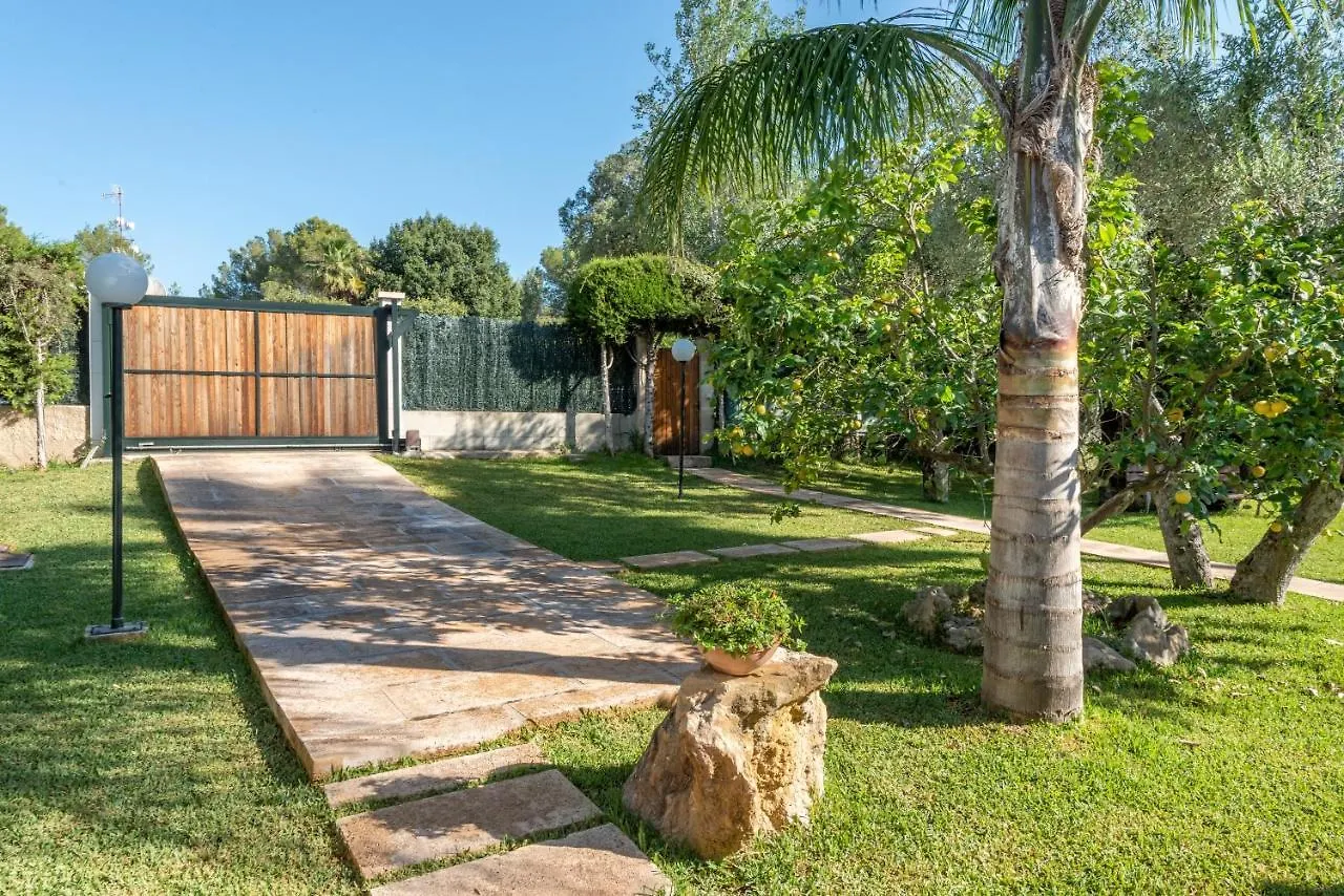 בית נופש הוילה Casa Pequena Crestatx